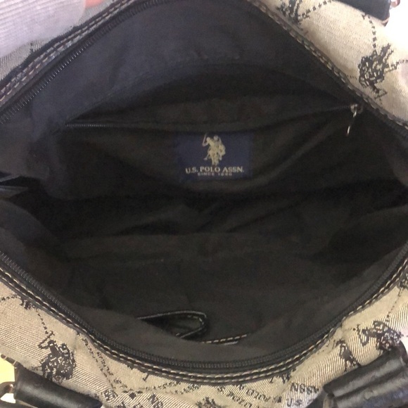 U.S. Polo Assn. grey and black leather hand bag - Picture 6 of 10